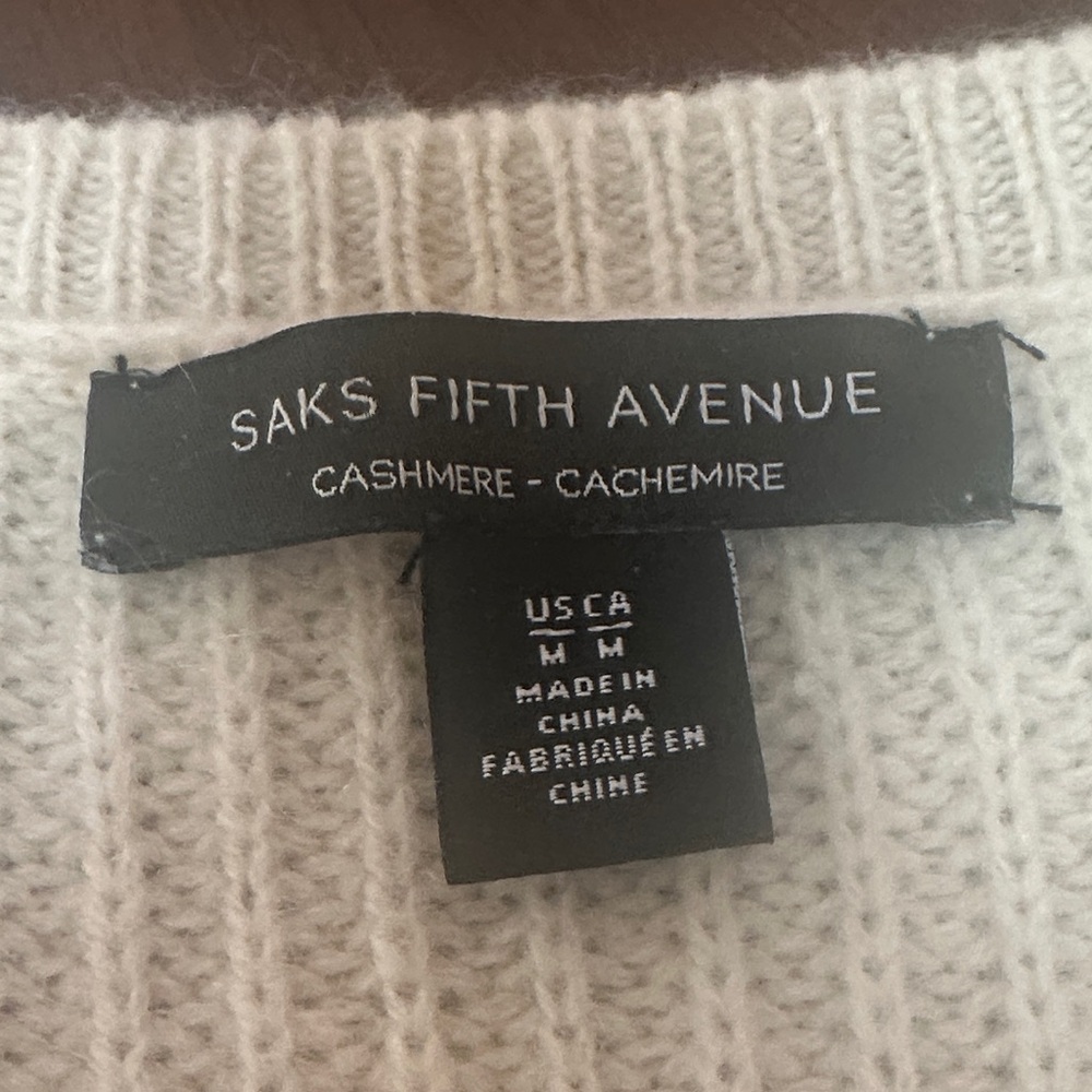 Saks Fifth Avenue Cashmere Cream Knit Sweater | Luxe Soft Classic Size M - Picture 3 of 8